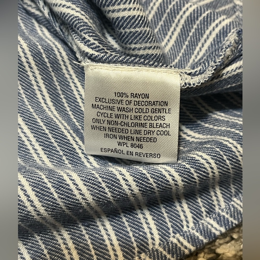 🔥 Style & Co. Blue Striped Blouse with Eyelet Sleeves - Picture 6 of 7